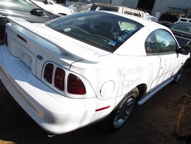 1996 FORD MUSTANG COUPE GT WHITE 4.6 AT F20097